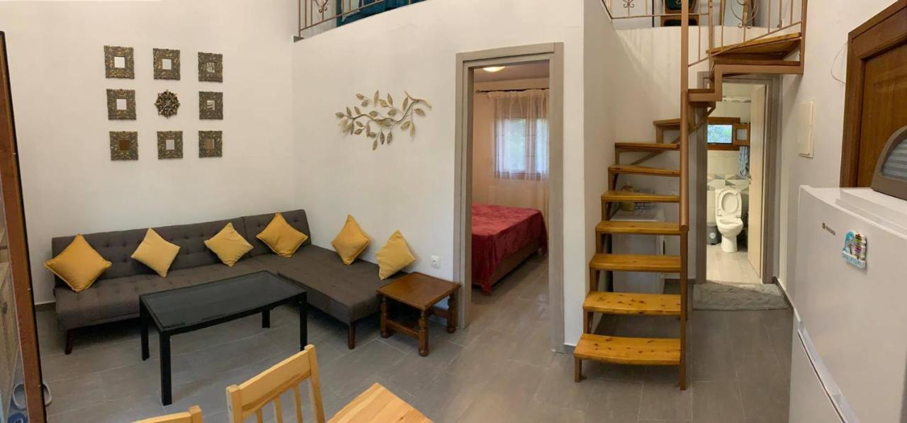 Appartamento To Petrino Spiti Possidi Esterno foto